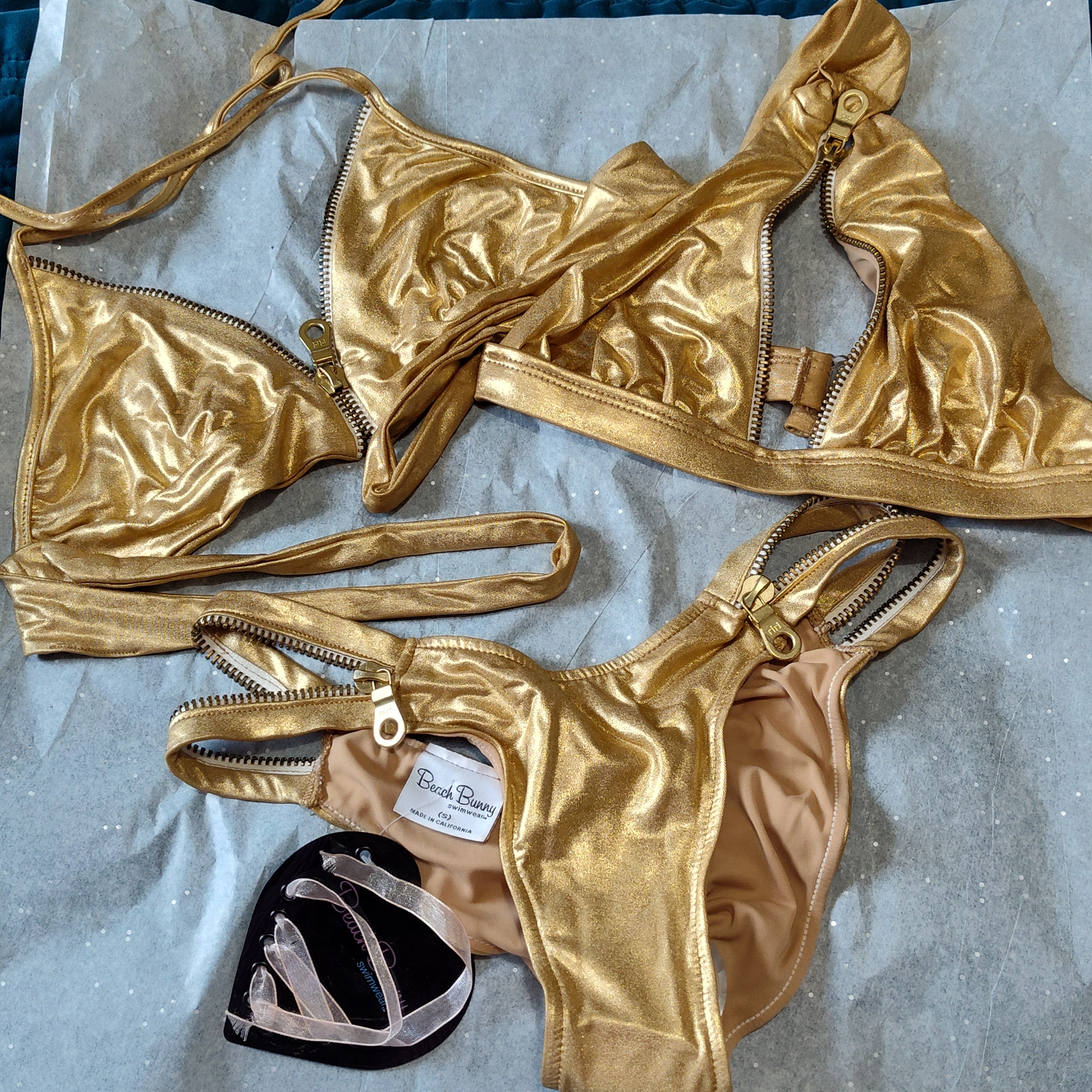 Love Lockdown In Gold